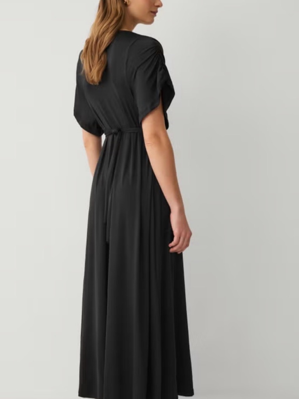 ellos Black V-Neck Puff Sleeve Maxi Dress - Picture 4 of 9